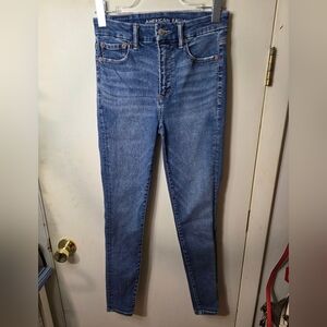 American Eagle Blue Jeans Super Hi Rise Jegging Waist 26" Estimate Size 2